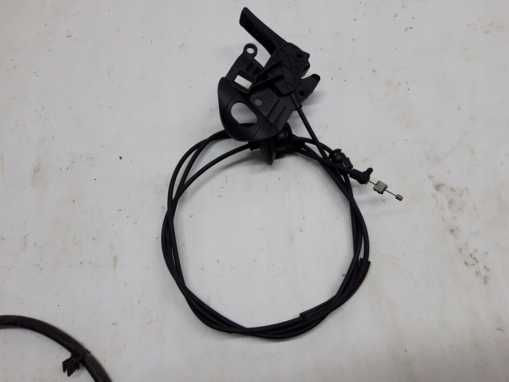 фото №1, Peugeot 308 ii t9 трос открывания капот