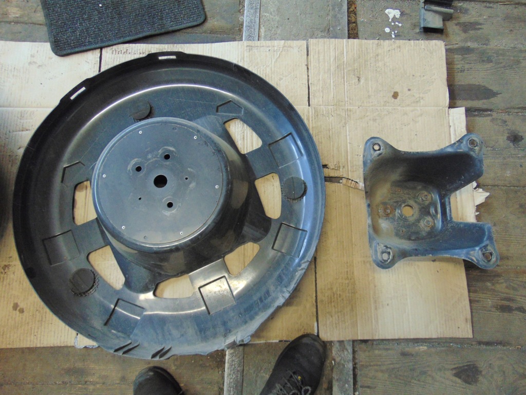 фото №8, Кронштейн корзина колеса запасного na крышка suzuki grand vitara 2 ii 2005r- eu