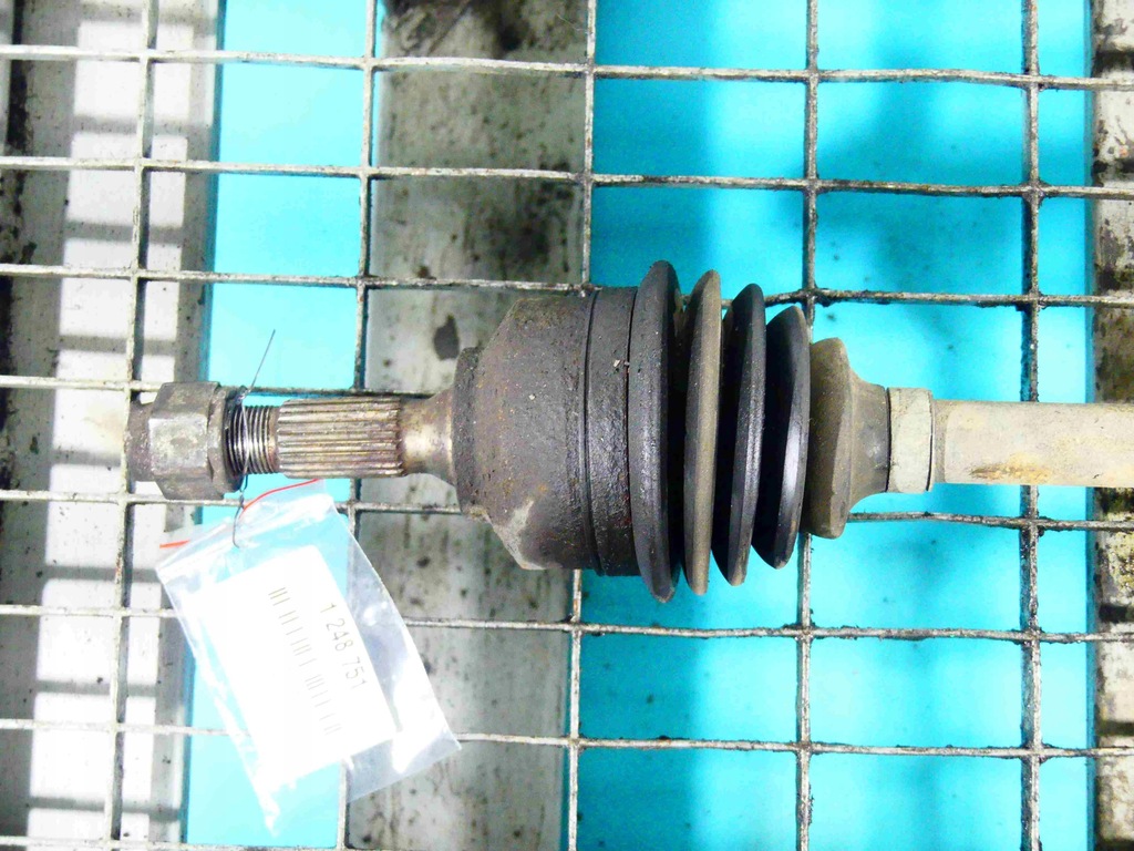 фото №2, Приводной вал левая citroen c2 1.4 hdi механическая коробка передач 02-05