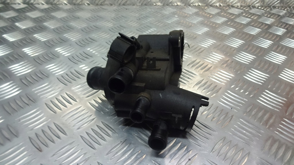 фото №7, Корпус термостата seat ibiza iii 1.4