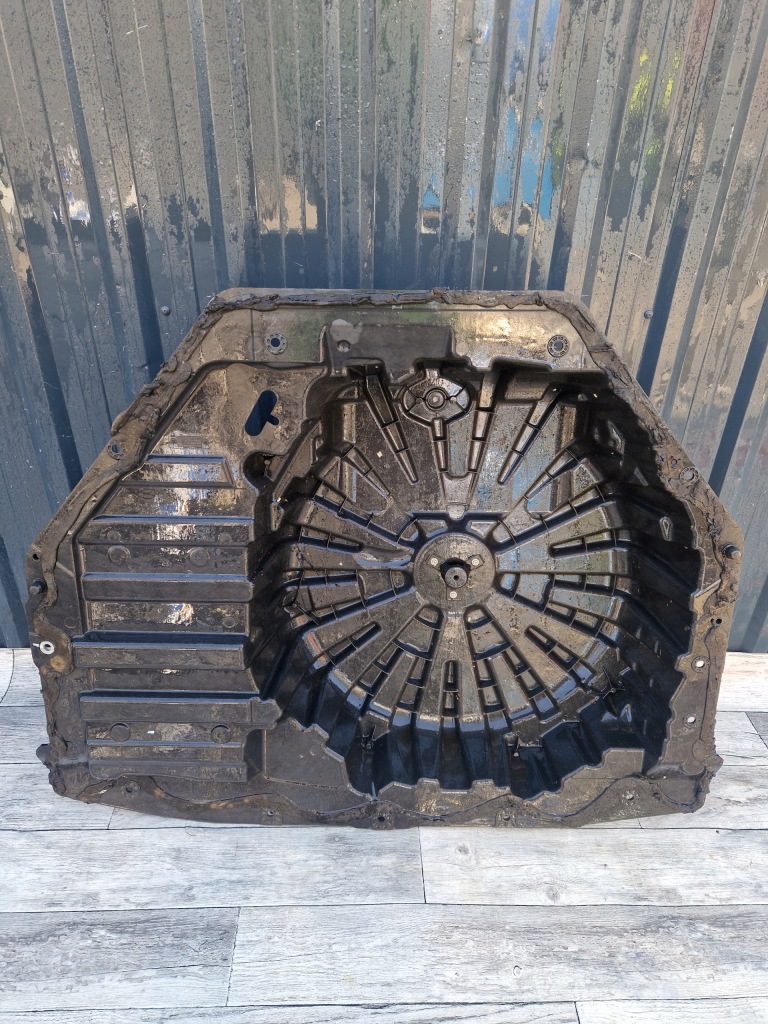 Купить Renault grand scenic iv поддон пол багажника 745144642r