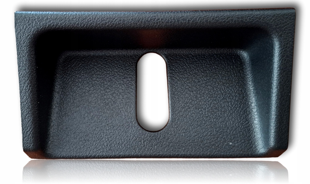 фото №1, Suzuki vitara 15 -заглушка замка задня