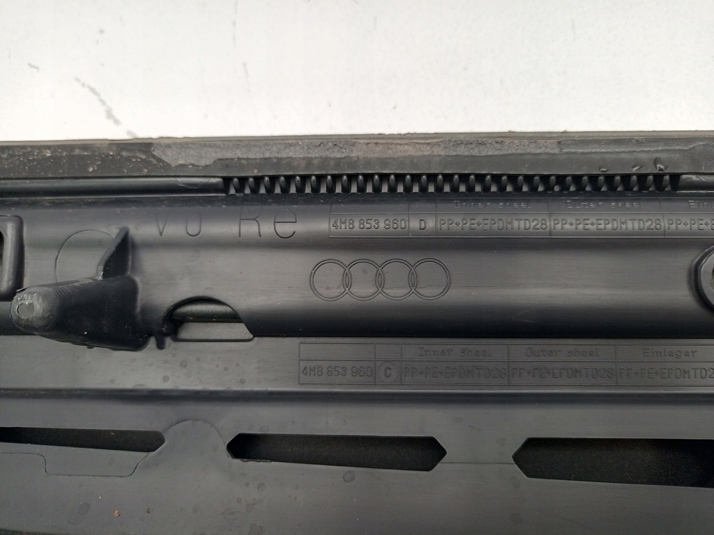 фото №13, Audi q8 sq8 4m8 2018- молдинг дверь правая правый перед 4m8853960d ÷