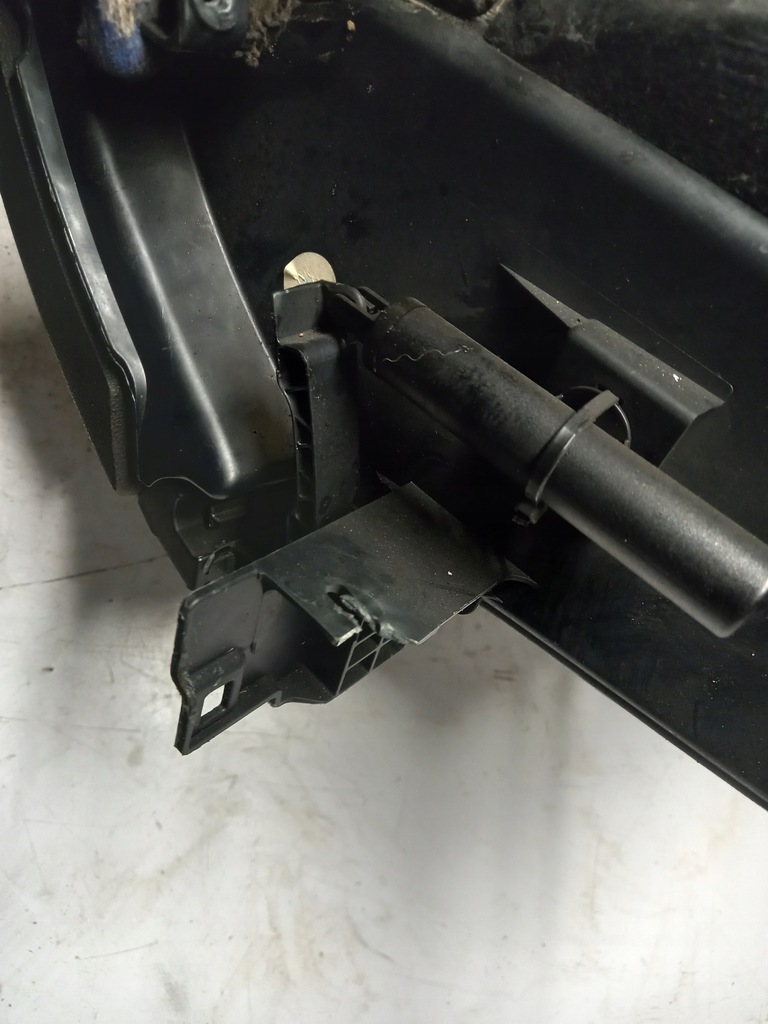 фото №4, Бардачок пасажира mercedes-benz w169