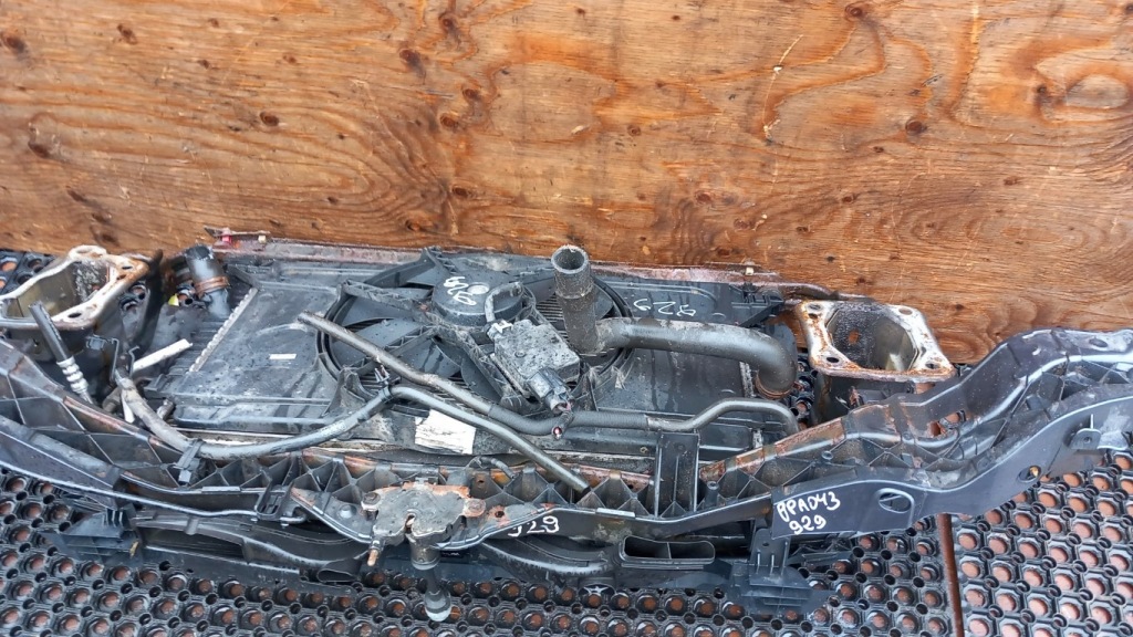 Ford focus mk2 рестайлінг  1.8b ремінь передній комплект Зі Шроту