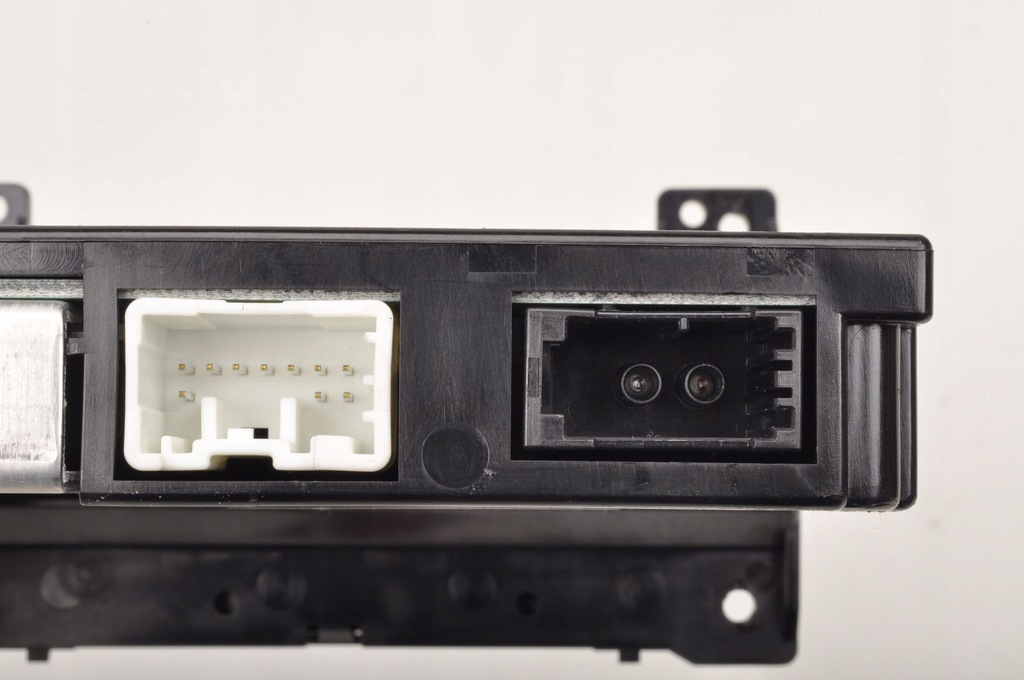 фото №7, Aston martin db9 дисплей 4g43-18k810-ad