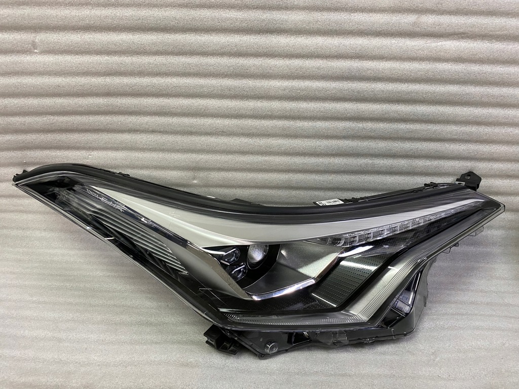 фото №2, Toyota ch-r chr full led лампа правая