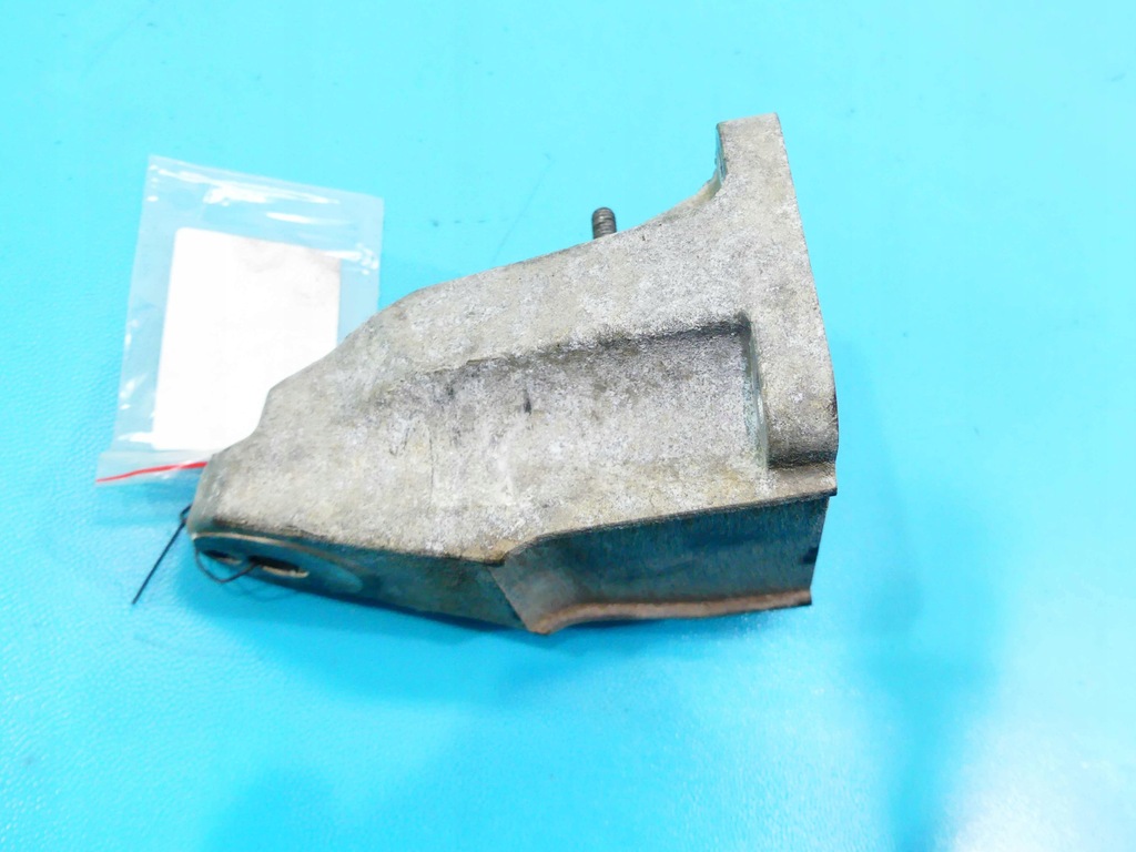 фото №6, Кронштейн двигателя правая lexus gs iv 11-20 кронштейн