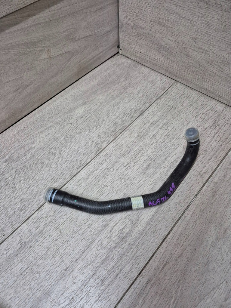 Купить 16576. ferrari 488 труба воды 86280800