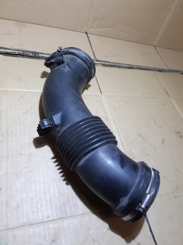 фото №2, Audi a5 s5 4.2 fsi шланг труба воздуха 079129627m