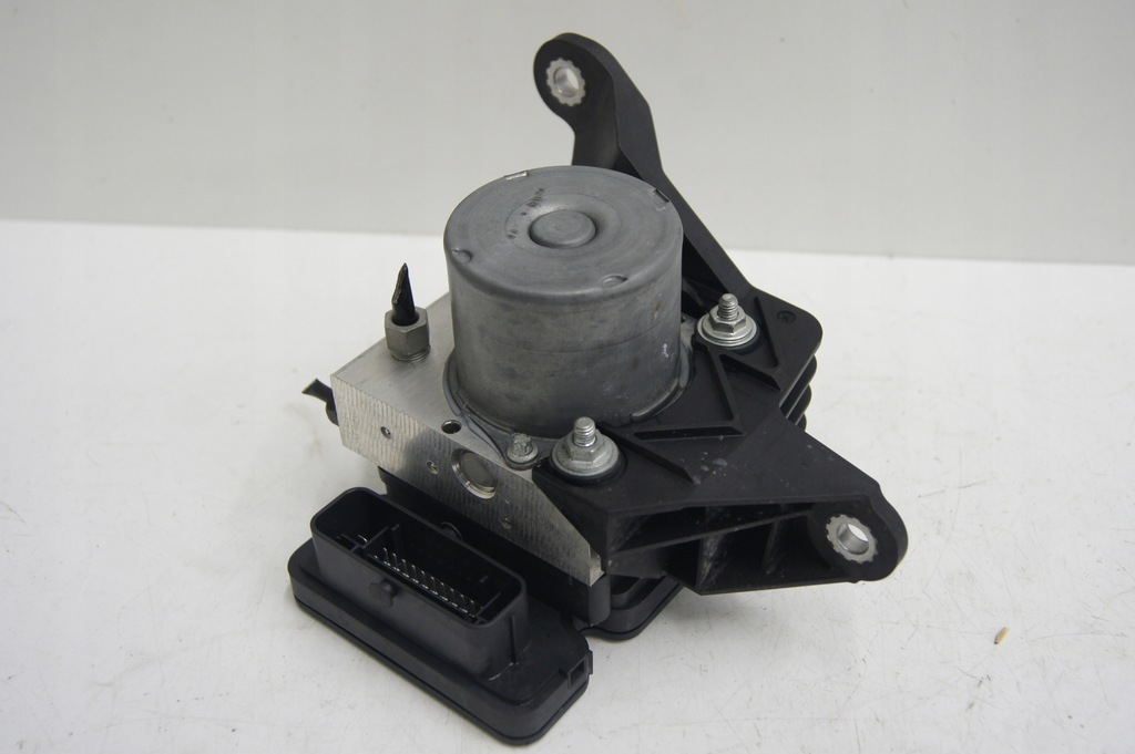 фото №1, Opel karl насос abs