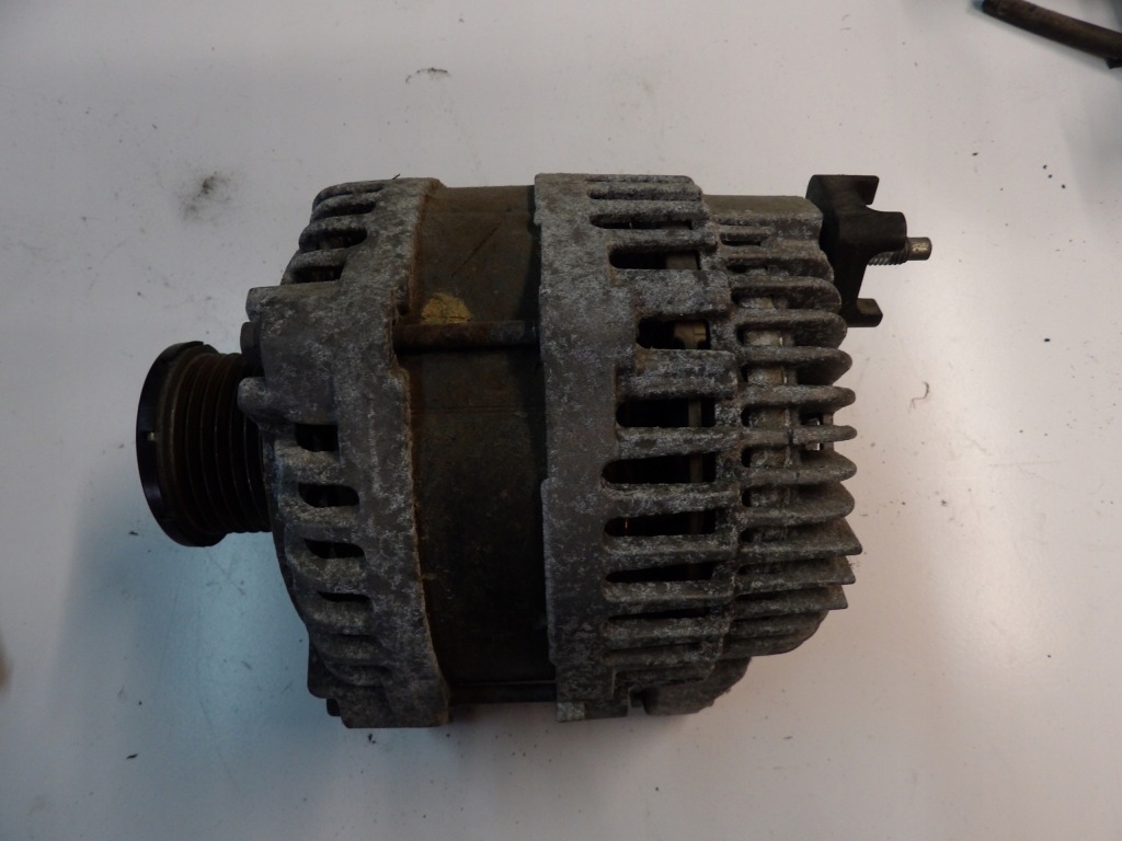 Купить Генератор renault 231000024r