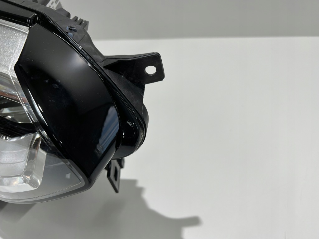 Фара правий ranault megane 4 iv лінза led нова оригінал Зі Шроту