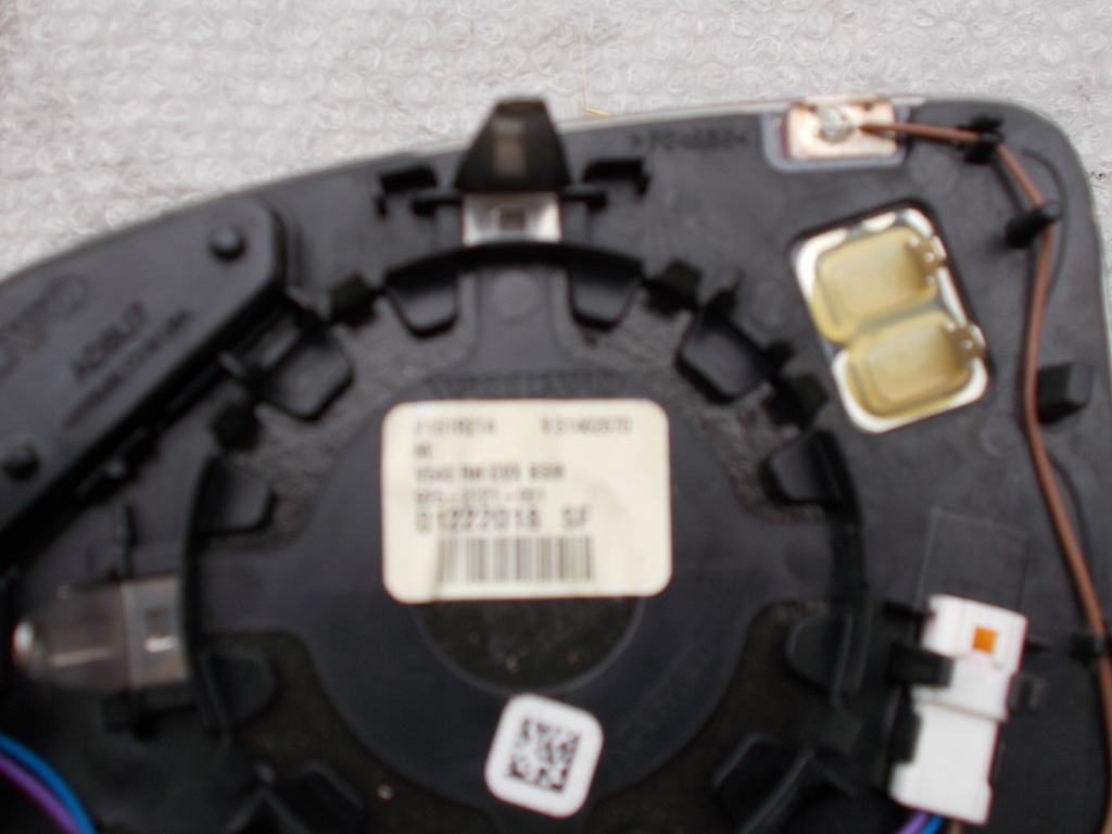 фото №4, Volvo xc60 ii 2017- фотохромный+ ассистент правый