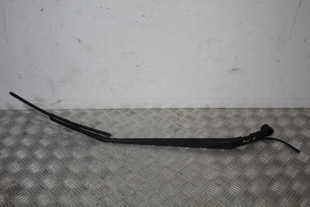 фото №1, Рычаг дворники правое subaru xv lift