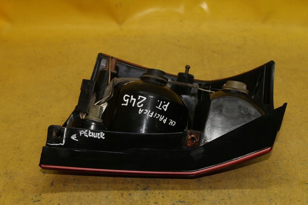 фото №7, Лампа правый задняя задняя pacifica i