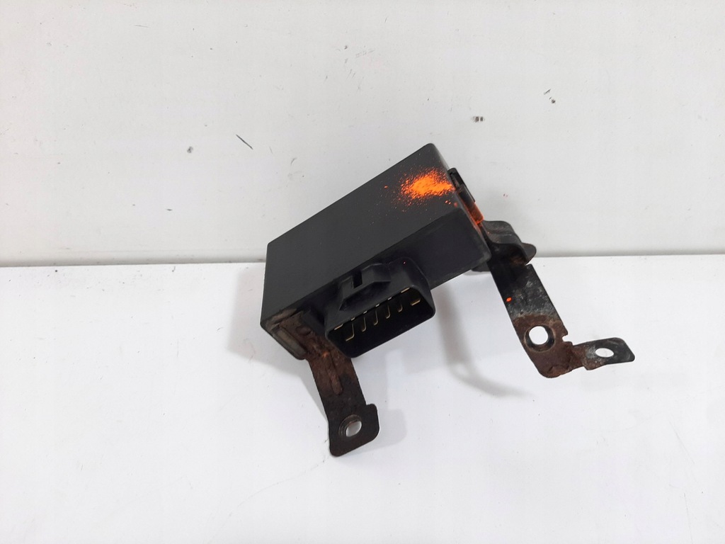 фото №1, Kia sportage 2 ii lift 2.0crdi 09r модуль блок управления освещение drl