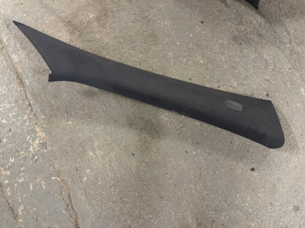 Купити Mercedes benz gla cla a w156 захист обшивка стійка права