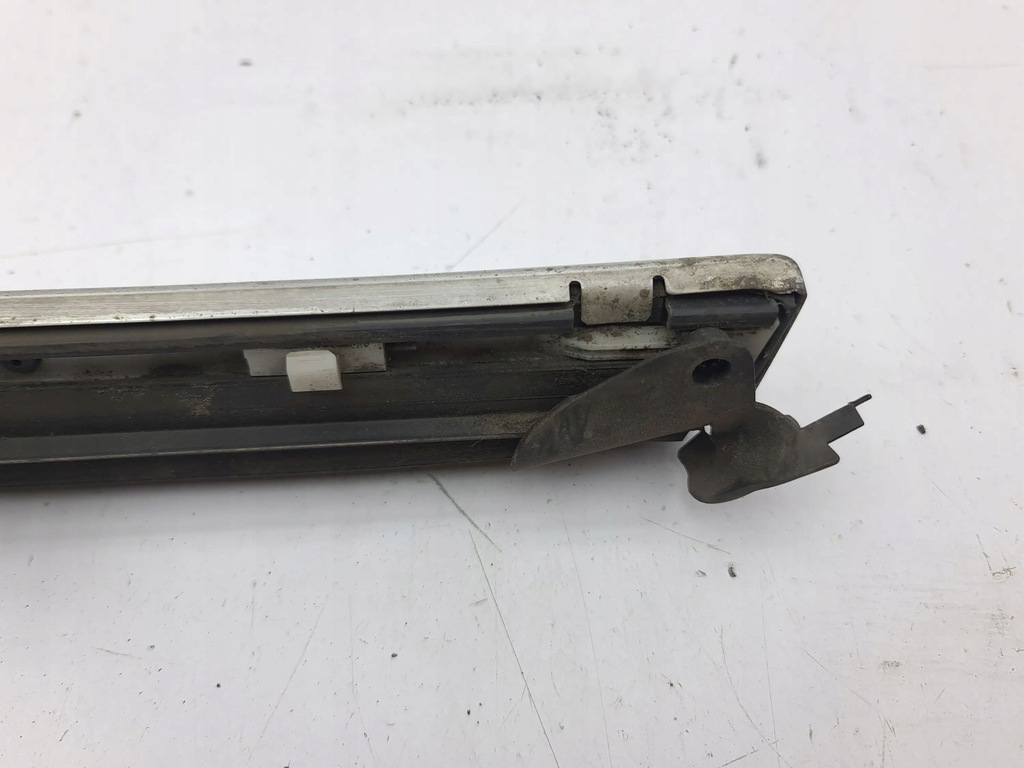 фото №11, Audi a6 allroad c5 2004 левая сторона молдинг дверь задних