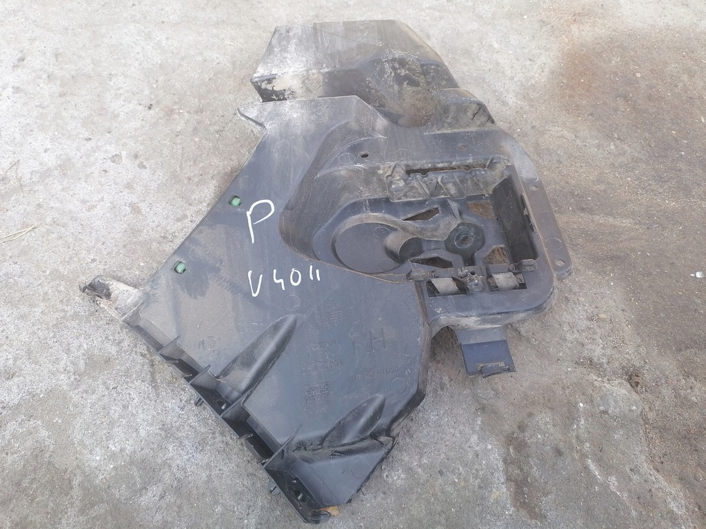 фото №1, Правый направляющая бампера заднего volvo v40 ii