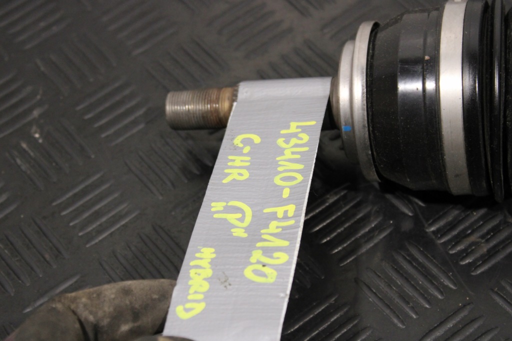 фото №2, Привідний вал półośka права toyota chr lift 2,0 hybrid