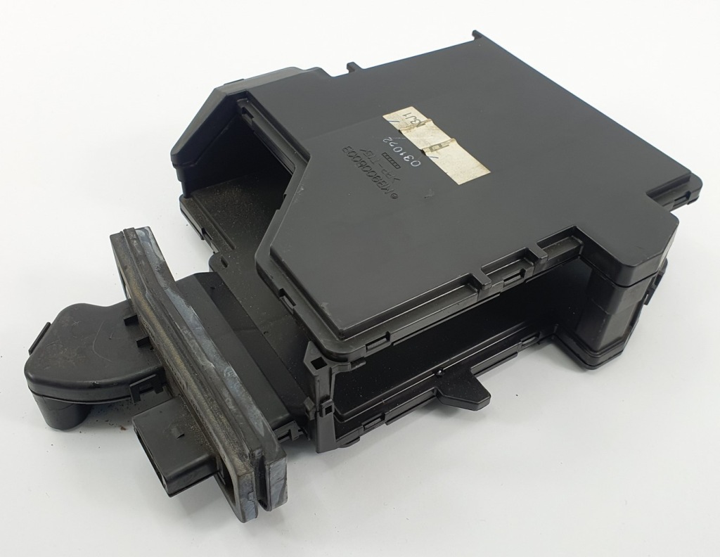 фото №3, Корпус компьютер mazda rx-8 mb900600b