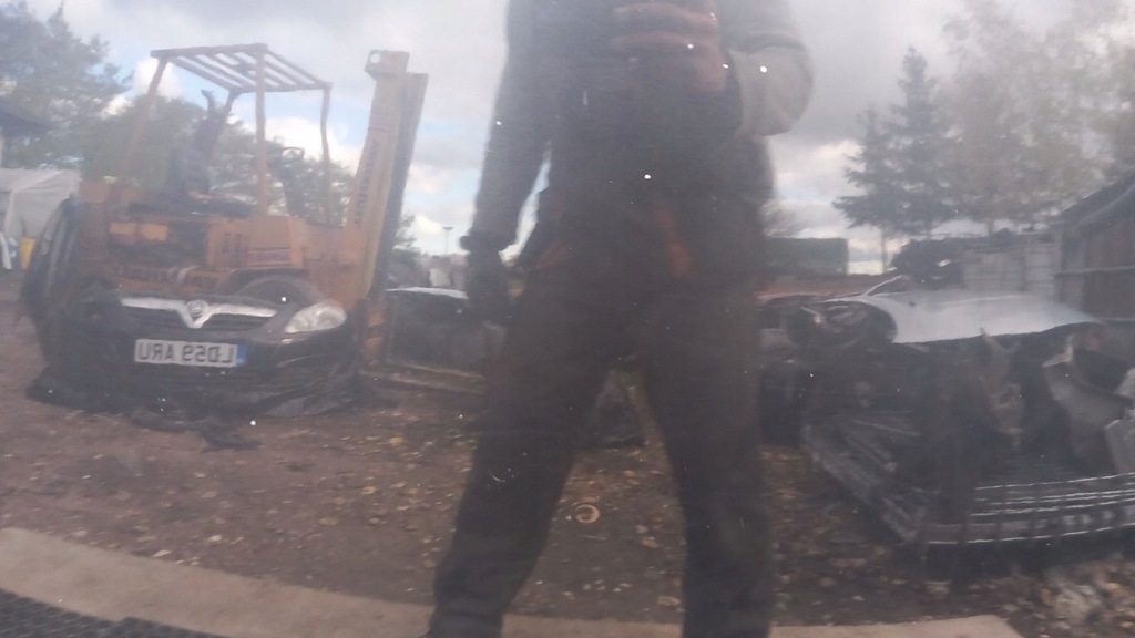 фото №6, Lexus is220 капот 1g0