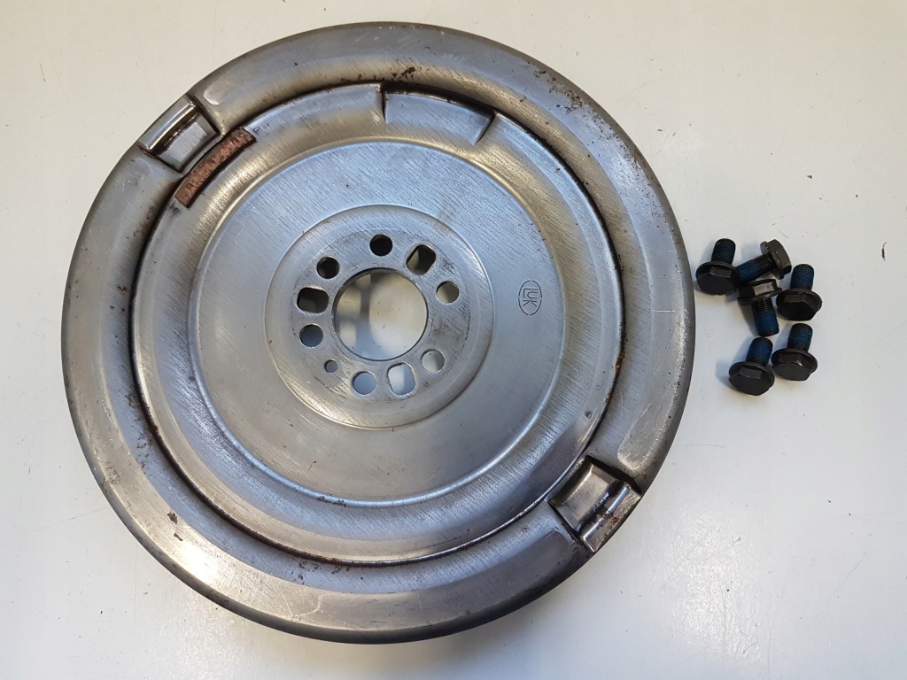 Колесо маховик seat arona 1.0 tsi 2017-2022 Недорого