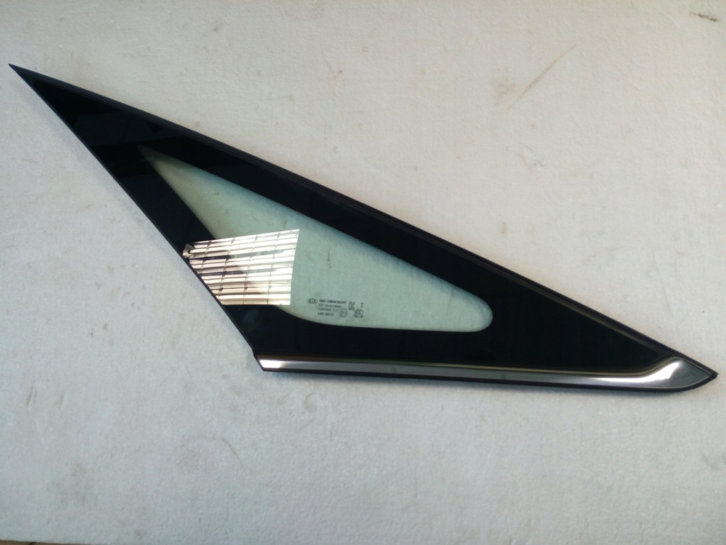 фото №1, Стекло кузовная kia carens iv задняя левый oryg.