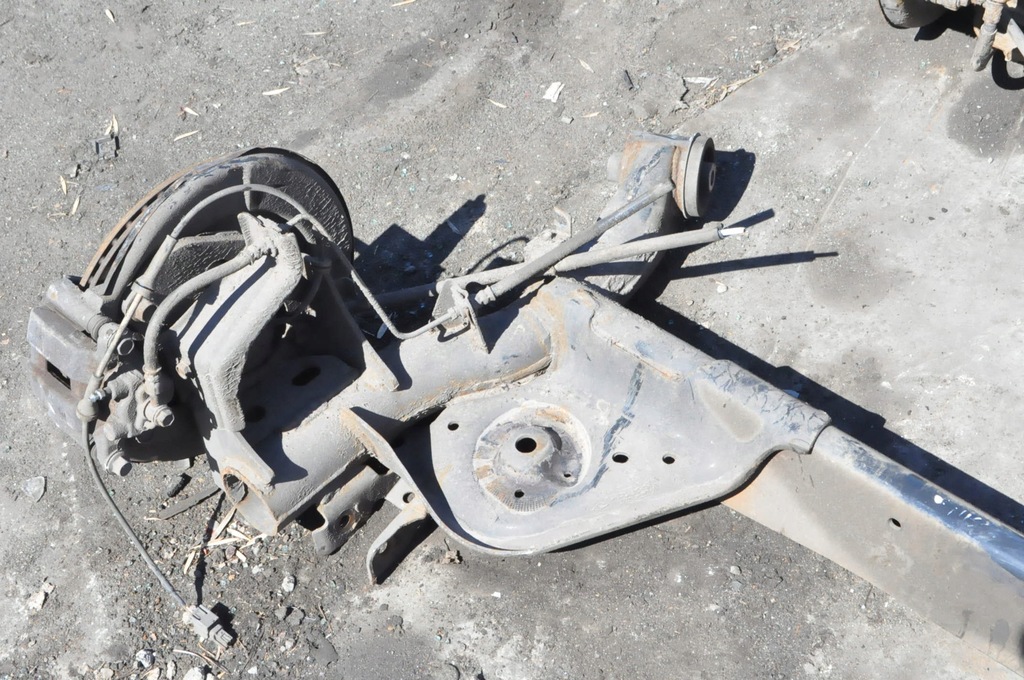 фото №6, Nissan leaf ii ze1 подвеска балка задняя