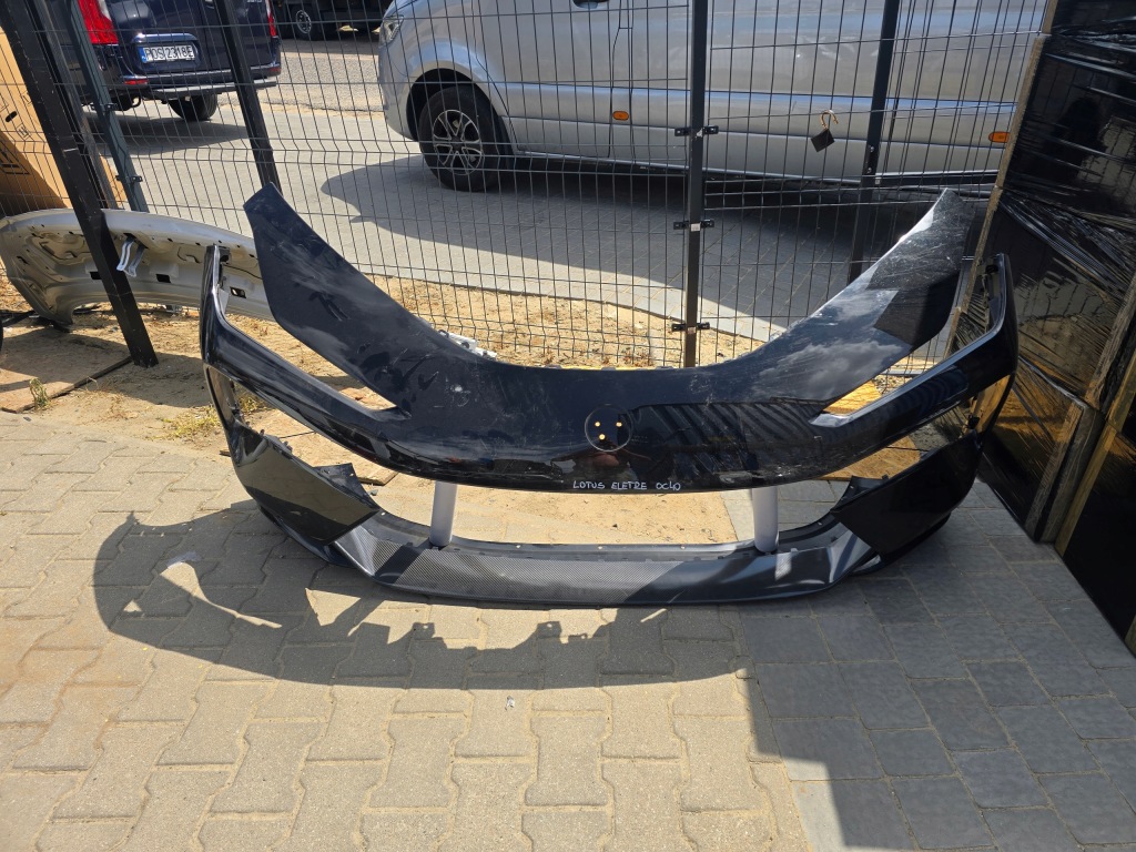 фото №1, Lotus eletre бампер перед