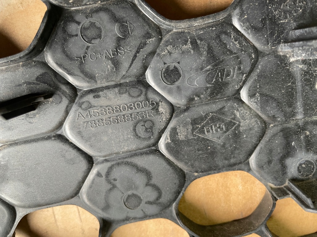 фото №7, Smart ev electric решётка радиатора решётка перед бампера bez трещины a4538803005