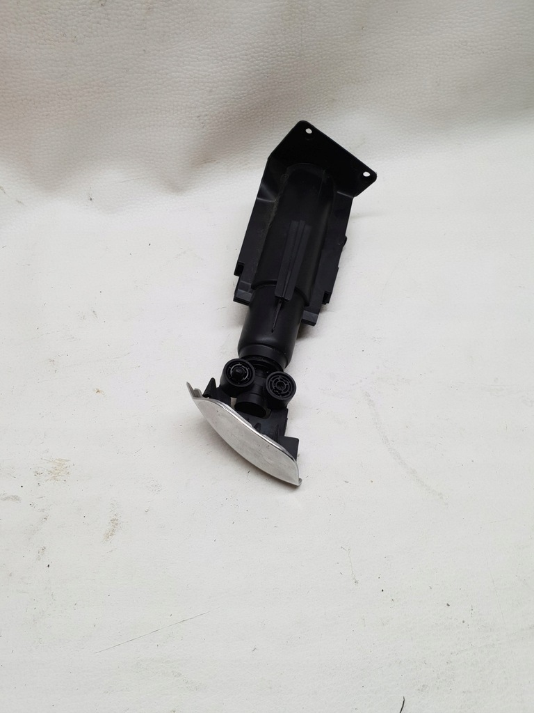 фото №1, Fiat 500 lift 15-19 омивач лампи заглушка l