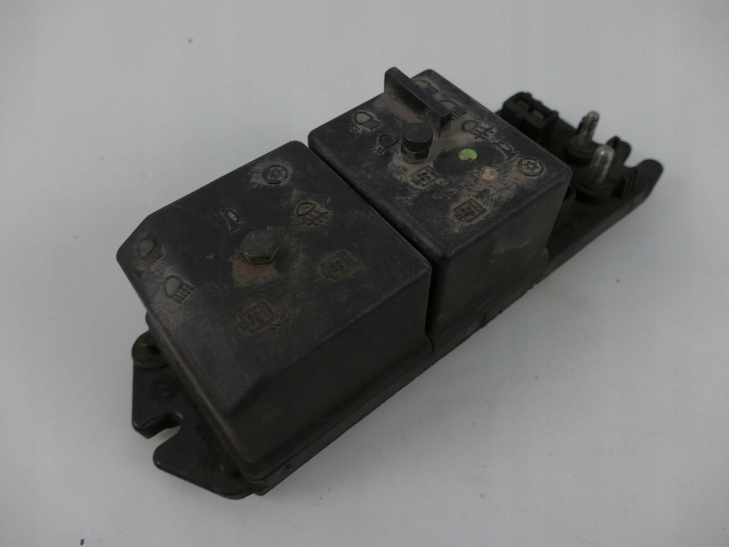 фото №2, Alfa romeo 166 коробка запобіжників модуль запобіжники