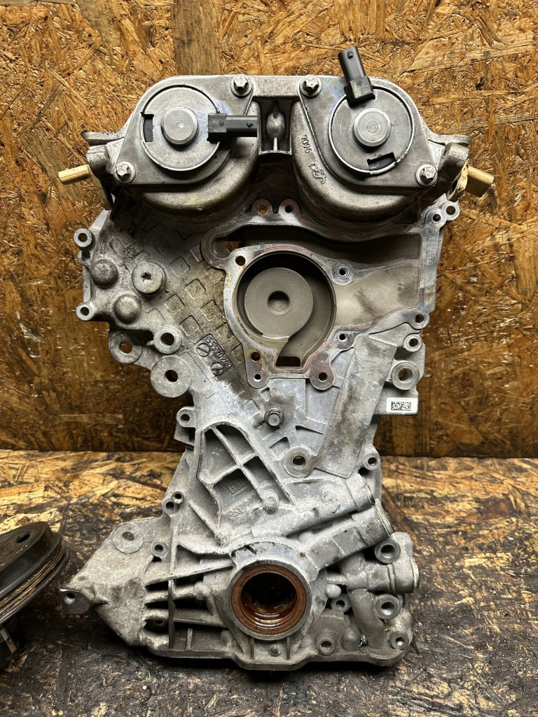 Корпус распределительного вала насос масла opel 1.4 a14xfl 55570249 chevrolet ampera Доставка