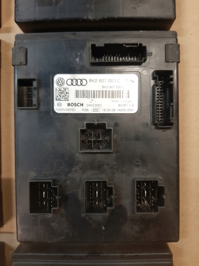 фото №5, Audi a4 b8 a5 модуль блок управления комфорта 8k0907063c