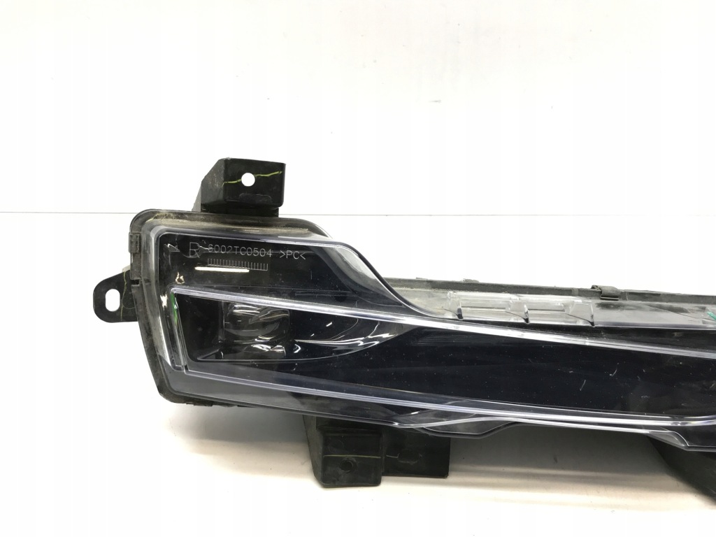 Tesla model 3 фара протитуманна фара правий led 1077396-00-d Доставка