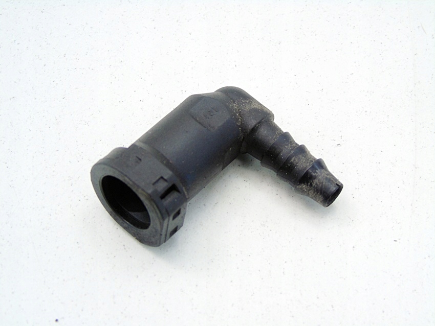 фото №1, Патрубок трубка топлива 1.4 16v clio 2 thalia megane 1 2 scenic 1 2 modus