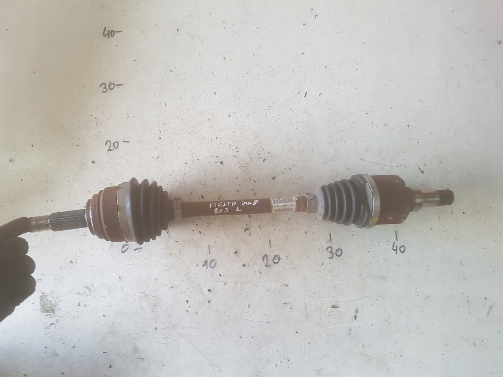 фото №1, Ford fiesta mk8 16r- 1.0 b привідний вал ліва перед