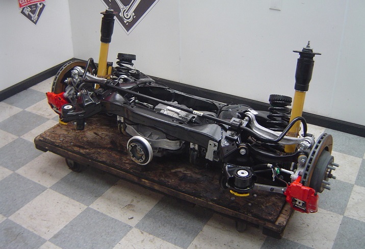 фото №1, Challenger hellcat рычаг поворотный кулак приводной вал мост задняя