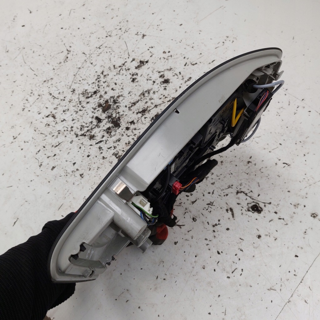 фото №6, Audi a7 лампа кабины потолочный + датчик движения 4g0947135 4g0951177