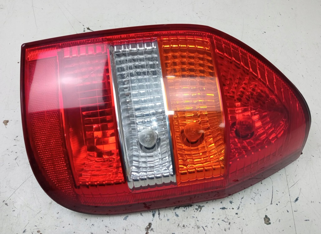 фото №1, Лампа правая задняя opel zafira 2.0 dti