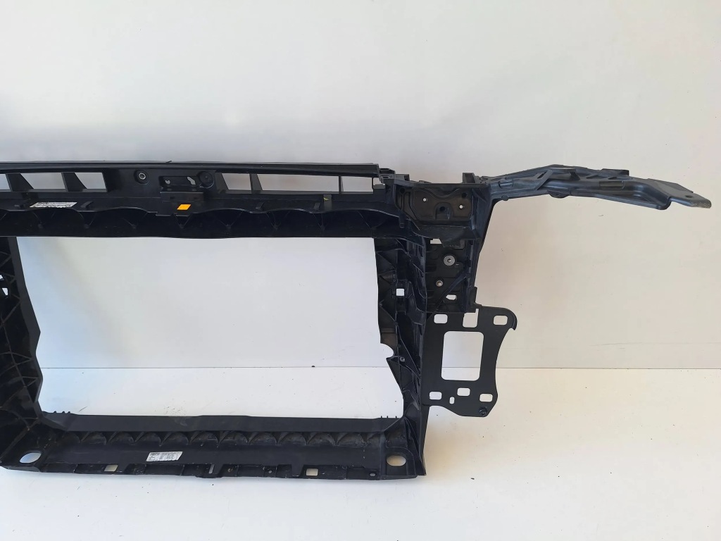 Купити Audi q3 83a ремінь передній підсилювач 83a805594 f оригінал