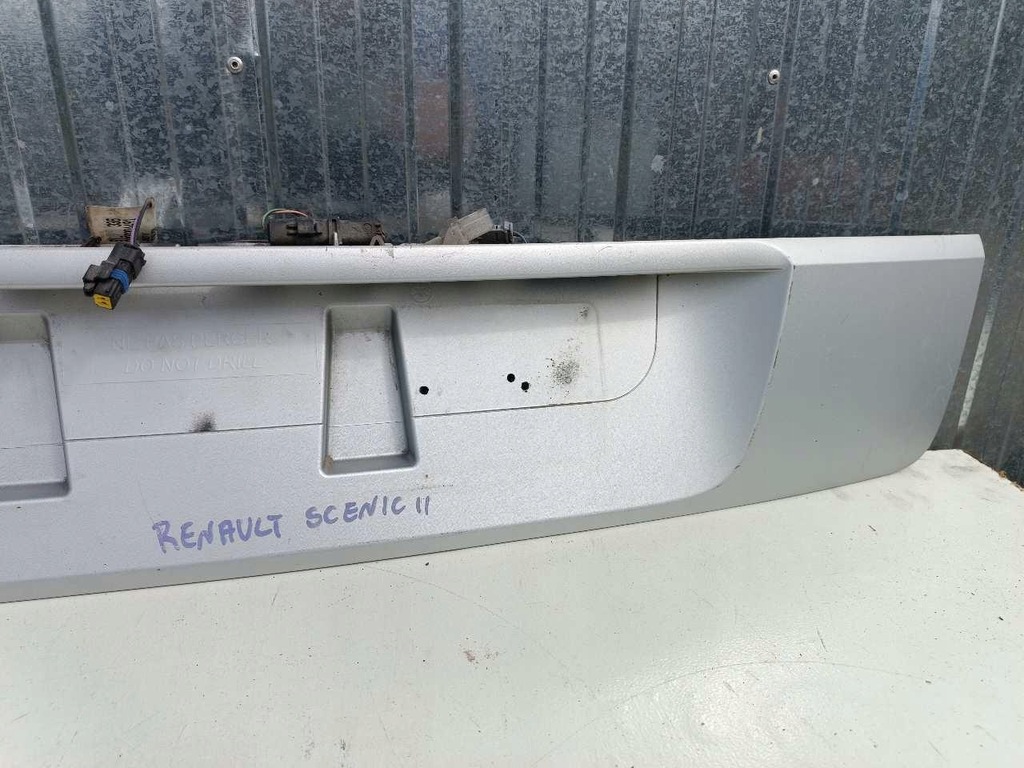 фото №4, Молдинг накладка кришки задня renault scenic ii
