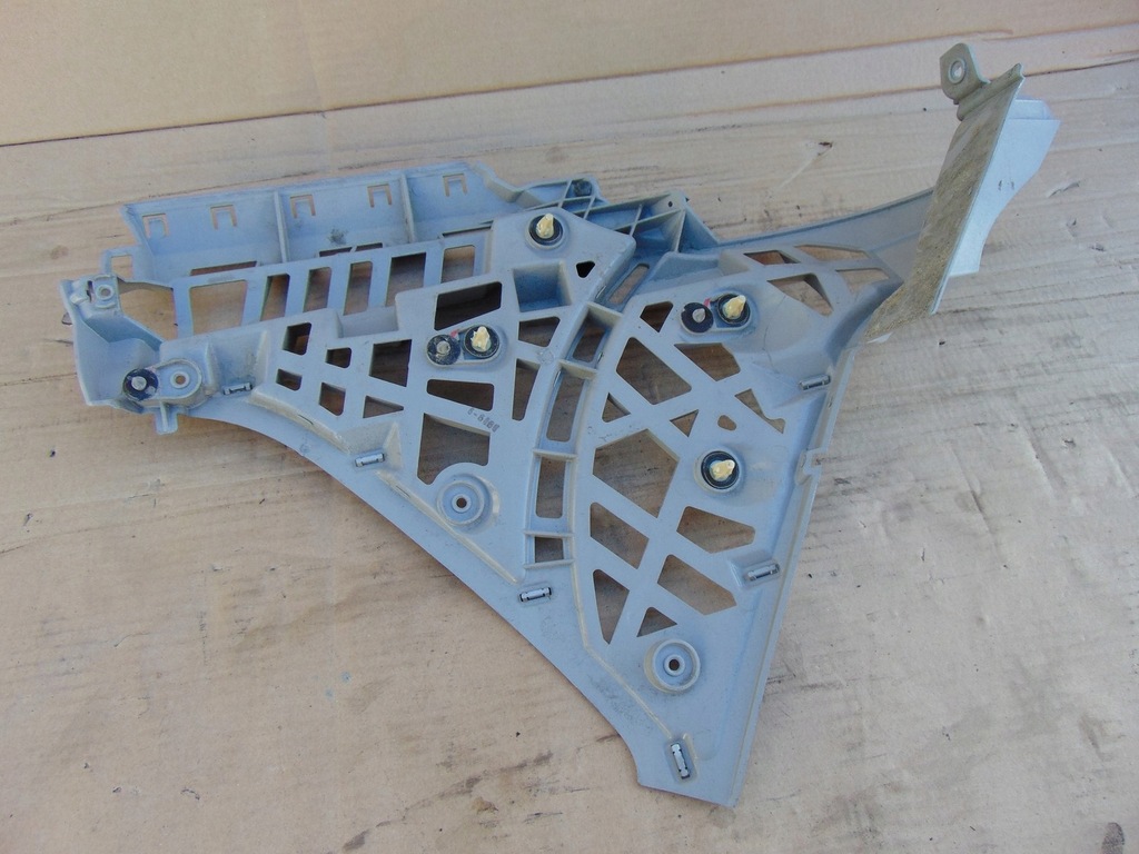 фото №7, Напрямна бампера лівий задня ford b-max av11-296a23-ad