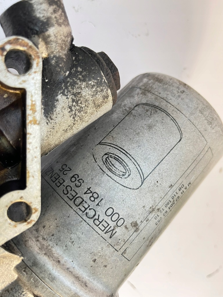 фото №8, Корпус фильтра масла mercedes w123 w116 w126 r107 280se m110 1101801511