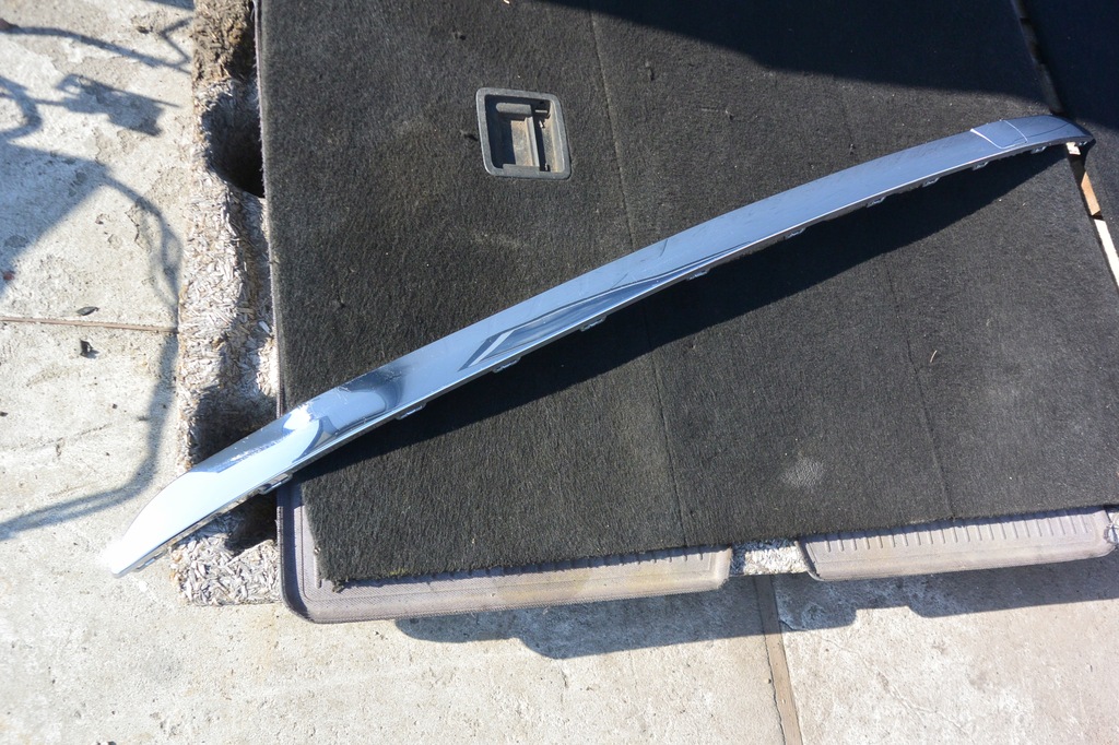 фото №1, Молдинг бампера задня хром mercedes gle w166