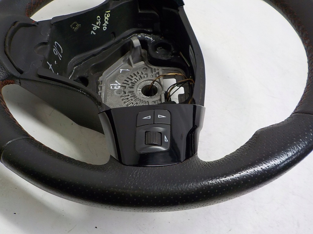 фото №9, Opel corsa d opc line воздуховод кожа multi