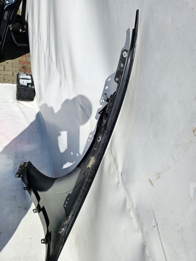 Крыло  volvo xc60 2 17-22 правый  перед передний с Разборки