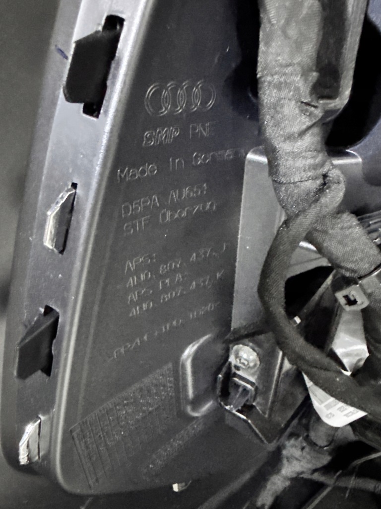 Audi a8 d5 4n0 рестайлінг  бампер перед оригінальний новий Київ